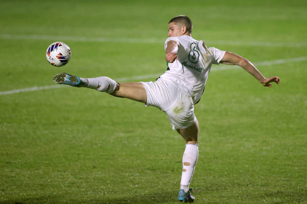 成独特竞争 成独特竞争